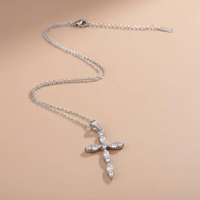 Collier Croix Eléonore 