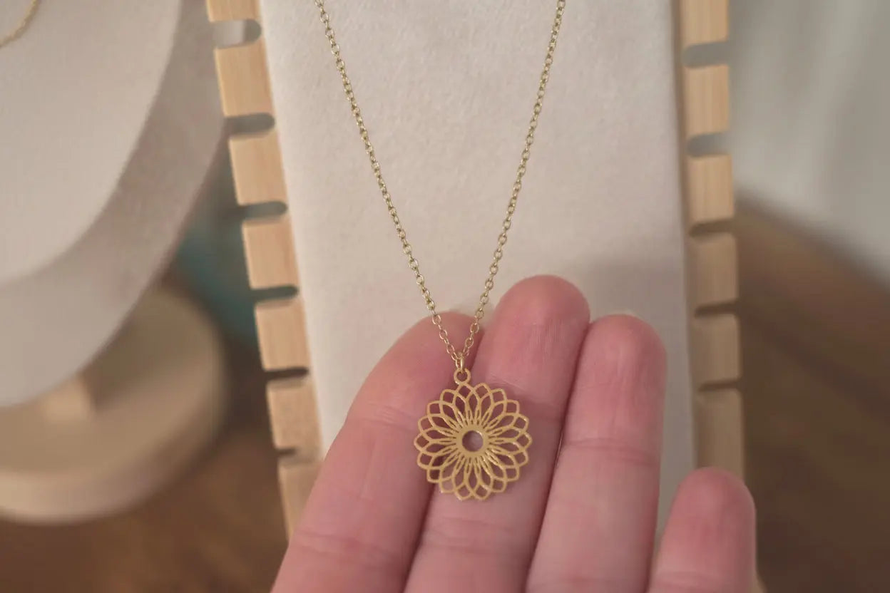 Collier Iris - Fleur de Mandala